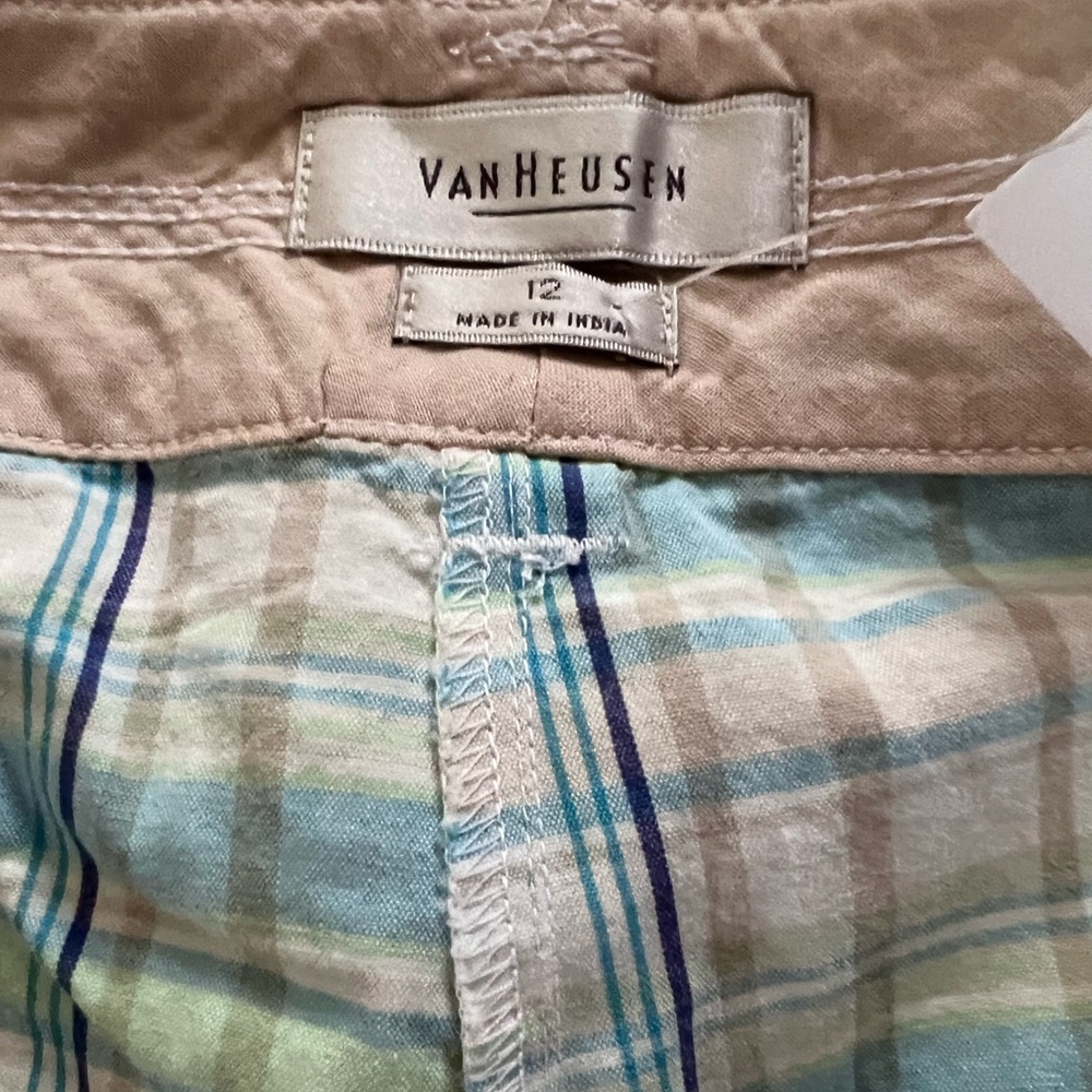 NWT VAN HEUSEN Plaid Cargo Modern Fit Pedal Pushers Cropped Size 12 - Picture 9 of 9
